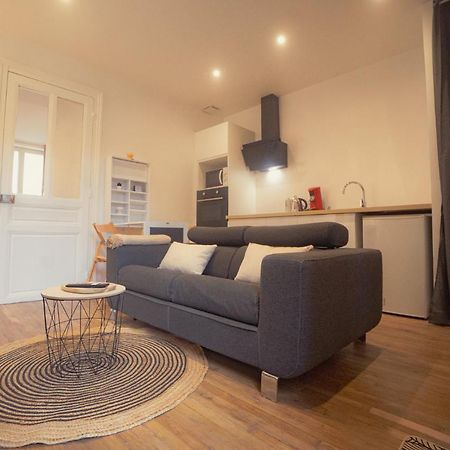 Appartement Cozy Avec Stationnement Gratuit Saint-André-les-Vergers Buitenkant foto