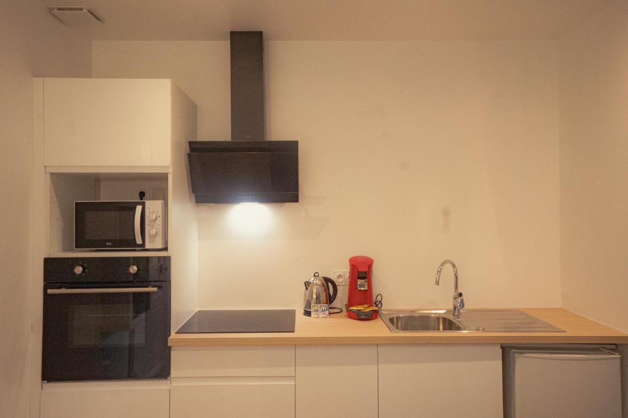 Appartement Cozy Avec Stationnement Gratuit Saint-André-les-Vergers Buitenkant foto